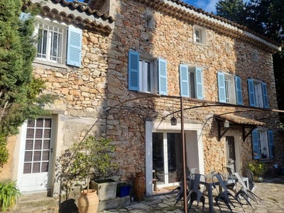 /international/fr/lorgues-hh-15735564-lorgues-provence-alpes-cote-d-azur-310100958586/