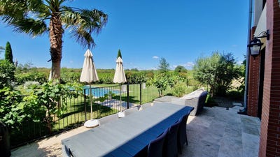 /international/fr/puissalicon-languedoc-roussillon-310098726616/