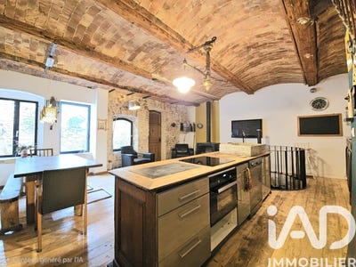 /international/fr/aigueze-languedoc-roussillon-310105894012/