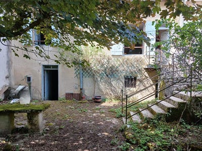 /international/fr/25-rue-neuve-conliege-franche-comte-310107089852/