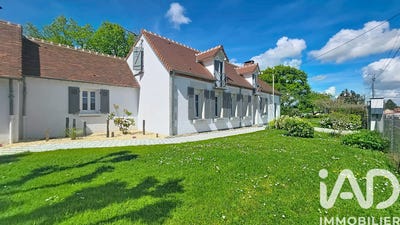 /international/fr/neuilly-le-real-auvergne-310107410017/
