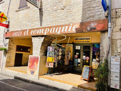 /international/fr/barjac-languedoc-roussillon-120095658086/
