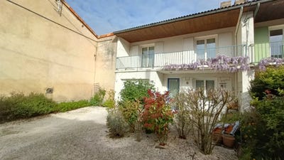 /international/fr/migne-auxances-charente-310107333040/