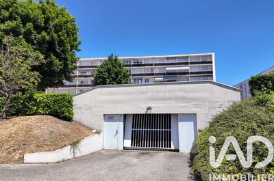 /international/fr/saint-etienne-upper-normandy-310104827142/