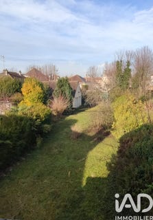 /international/fr/la-chapelle-saint-luc-ardennes-310106066456/