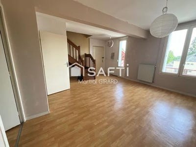 /international/fr/mehun-sur-yevre-centre-val-de-loire-310105679877/