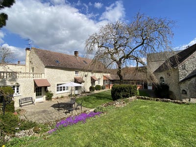 /international/fr/pithiviers-centre-val-de-loire-310100285663/