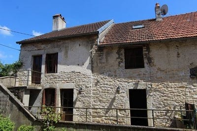 /international/fr/veuvey-sur-ouche-burgundy-310099627985/