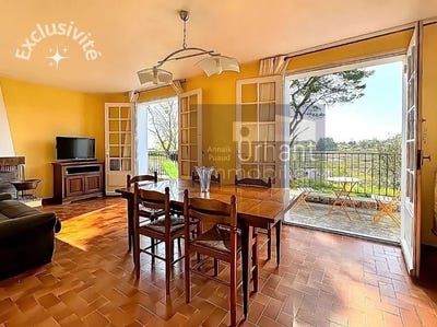/international/fr/la-trinite-sur-mer-brittany-310106939105/
