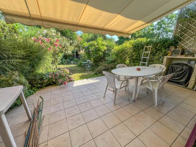 /international/fr/le-mesnil-saint-denis-ile-de-france-310119658628/