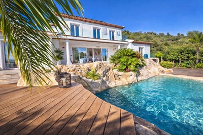 /international/fr/hyeres-provence-alpes-cote-d-azur-310108407006/