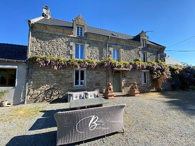 /international/fr/pontivy-brittany-310097615412/