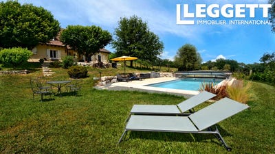 /international/fr/terrasson-lavilledieu-aquitaine-310109314785/