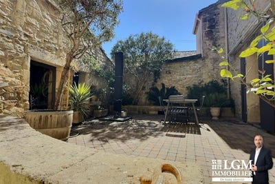 /international/fr/calvisson-languedoc-roussillon-310109097245/?lang=it