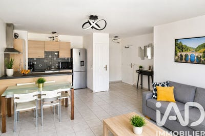 /international/fr/la-tour-du-pin-rhone-310105376191/