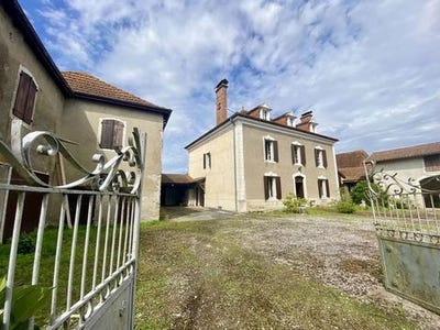 /international/fr/sauveterre-de-bearn-aquitaine-120094740545/