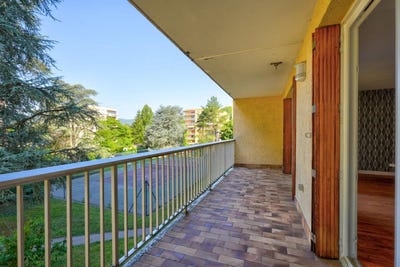 /international/fr/fontaines-sur-saone-rhone-310109014961/