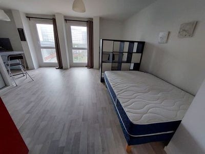 /international/fr/anzin-calais-310100580338/
