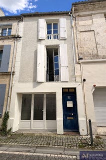 /international/fr/angouleme-charente-310106382335/