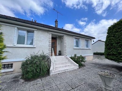 /international/fr/les-ormes-charente-310101378845/?lang=zh-cn