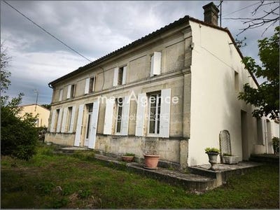 /international/fr/saint-savin-aquitaine-310102910694/