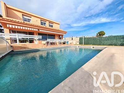 /international/fr/saint-feliu-d-avall-languedoc-roussillon-310105650131/