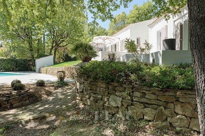 /international/fr/fuveau-provence-alpes-cote-d-azur-310096927666/