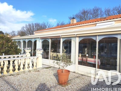 /international/fr/vaire-pays-de-la-loire-310105102604/