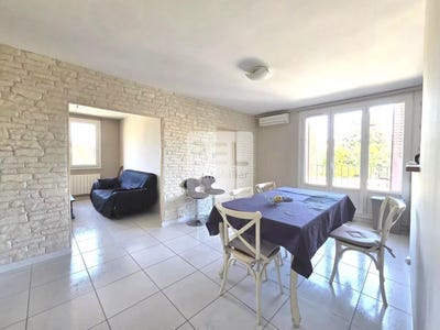 /international/fr/bagnols-sur-ceze-languedoc-roussillon-310106574748/