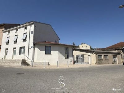 /international/fr/anneyron-rhone-310108565813/