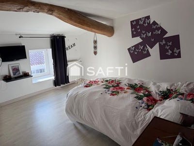 /international/fr/saint-georges-du-bois-charente-310104842430/