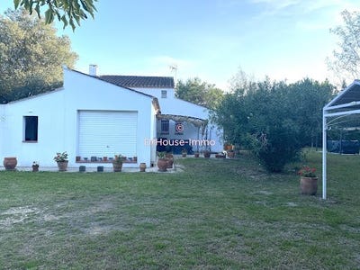 /international/fr/saintes-maries-de-la-mer-provence-alpes-cote-d-azur-310101484408/?lang=pt