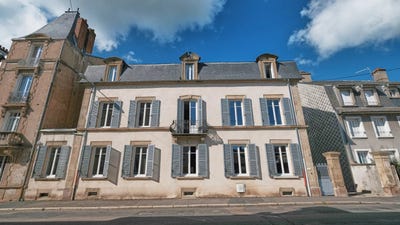 /international/fr/autun-burgundy-310103429602/