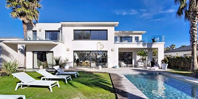 /international/fr/agde-cap-d-agde-languedoc-roussillon-310109202625/?lang=it