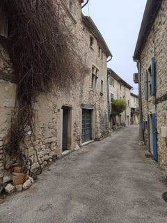 /international/fr/salles-sous-bois-rhone-310107600190/