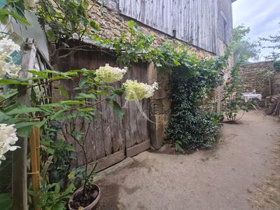 /international/fr/labastide-d-armagnac-aquitaine-310110310435/