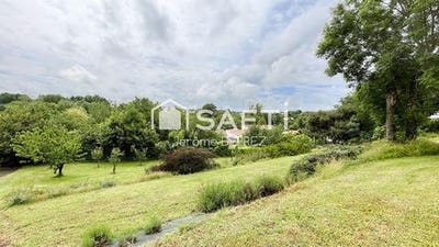 /international/fr/mareuil-sur-lay-dissais-pays-de-la-loire-310106191696/