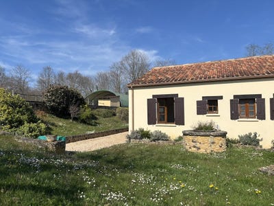 /international/fr/saint-avit-de-vialard-aquitaine-310108466223/