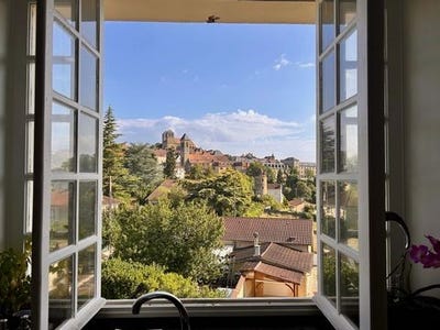 /international/fr/gourdon-rhone-310101378415/?lang=en