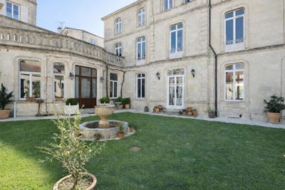 /international/fr/rochefort-charente-310107949875/