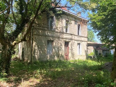 /international/fr/saint-christoly-de-blaye-aquitaine-310099619433/?lang=zh-tw
