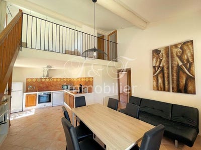 /international/fr/rustrel-provence-alpes-cote-d-azur-310100608141/