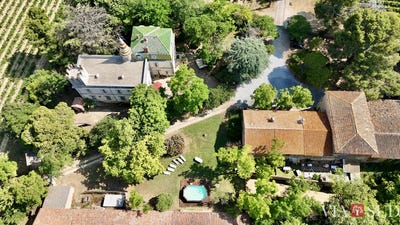 /international/fr/puisserguier-languedoc-roussillon-310098975538/