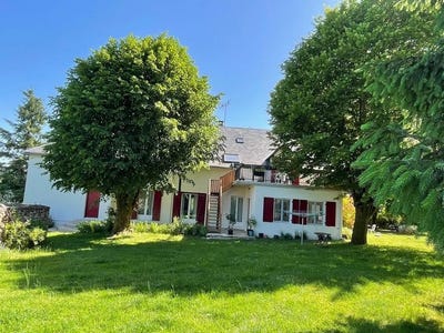 /international/fr/montsauche-les-settons-burgundy-310108652107/