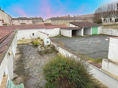 /international/fr/angles-pays-de-la-loire-120097559102/