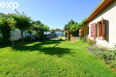 /international/fr/saint-pardon-de-conques-aquitaine-310109176480/