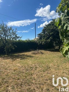 /international/fr/meynes-languedoc-roussillon-310108261881/