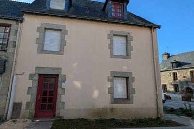 /international/fr/josselin-brittany-310107980351/