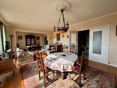/international/fr/chalon-sur-saone-burgundy-310108316931/