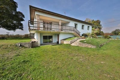 /international/fr/montrevel-en-bresse-rhone-310106463828/